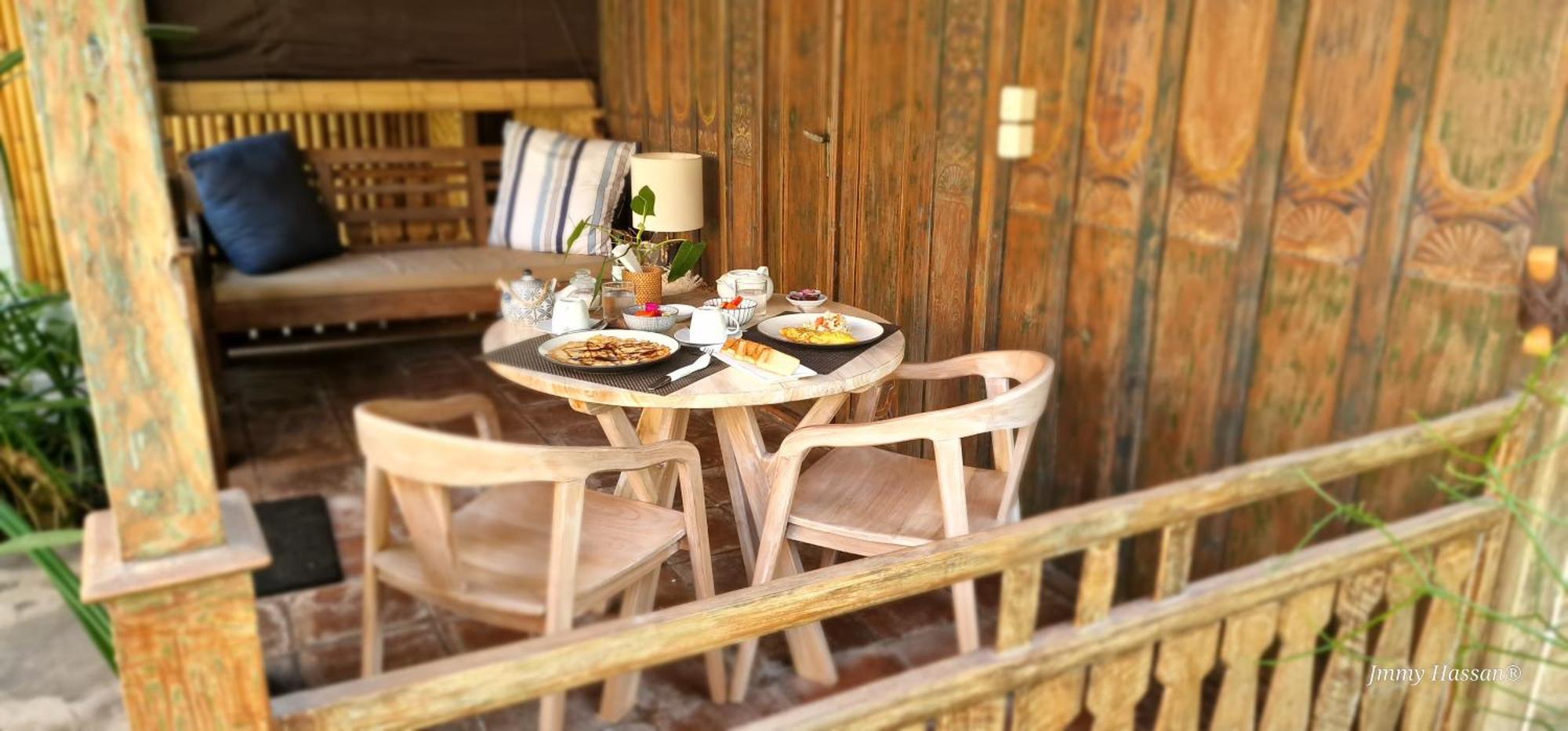 Villas Light House - Eco-Traditional Joglo Gili Trawangan Exterior photo