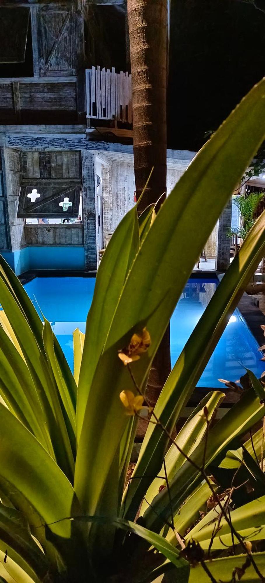 Villas Light House - Eco-Traditional Joglo Gili Trawangan Exterior photo